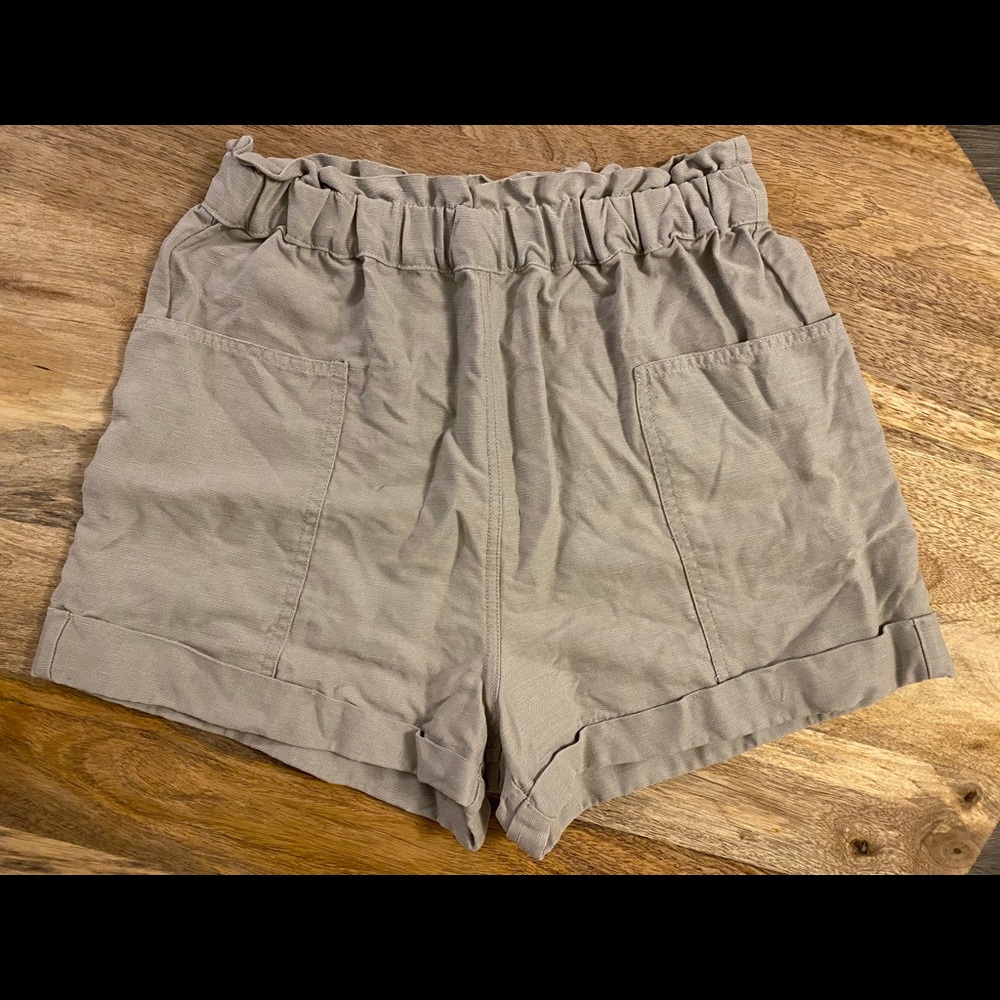 Aritzia Wilfred Free Harulia Linen Shorts Grey